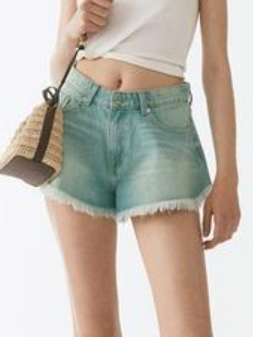 Frayed Hem Wide Leg Denim Shorts - Seafoam Green